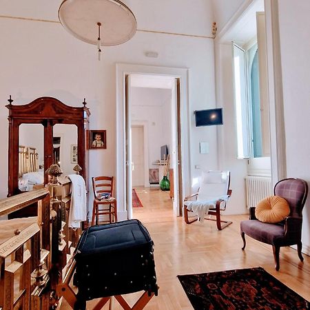 Palazzo De Giorgi B&B Lecce Eksteriør bilde